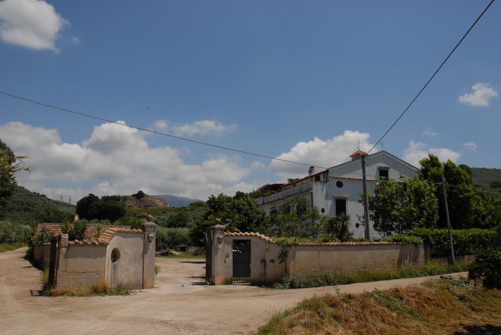 הוילה בטיפאליה Masseria Sparano מראה חיצוני תמונה